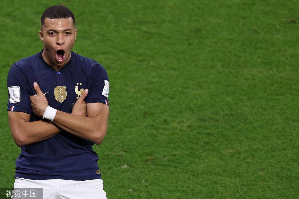 20倍压缩不丢字：DeepSeek-OCR用图像偷走长文本的记忆，你的GPU还扛得住吗？